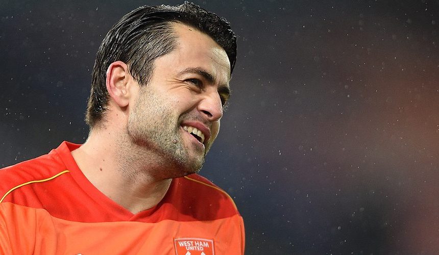 Łukasz Fabiański podczas meczu Premier League
