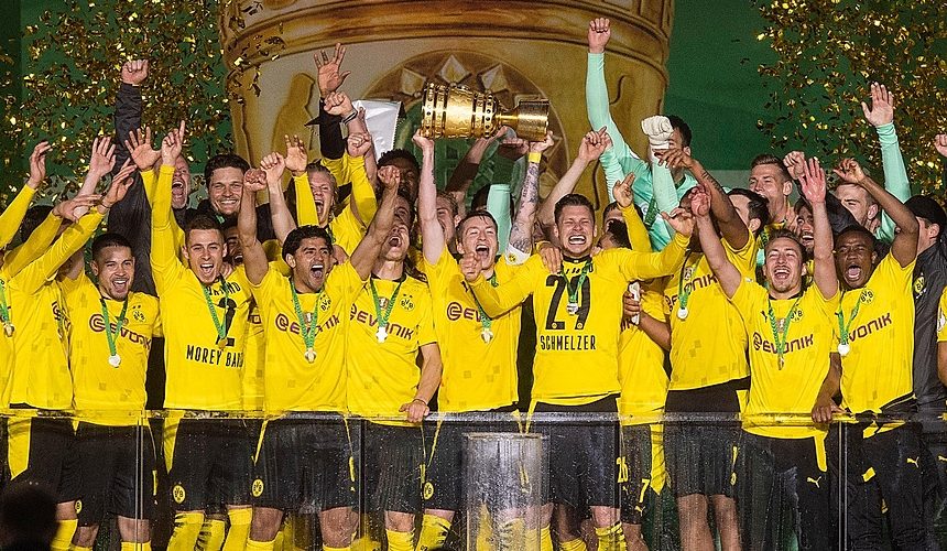 borusia dortmund radość po zdobyciu pucharu niemiec