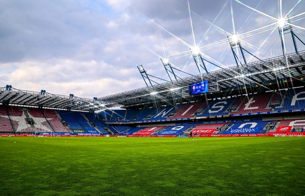 TOP 10 stadionów piłkarskich w Polsce
