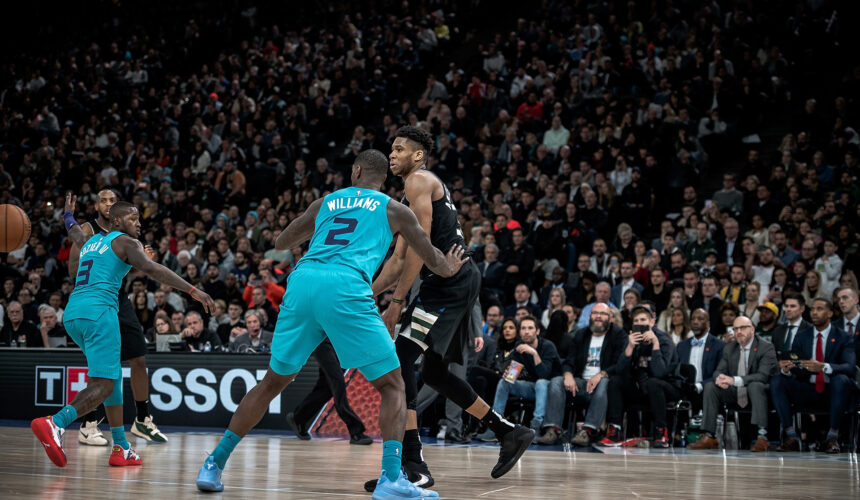 nba-janis-antetokoumpo-milwaukee-bucks-charlotte-hornets