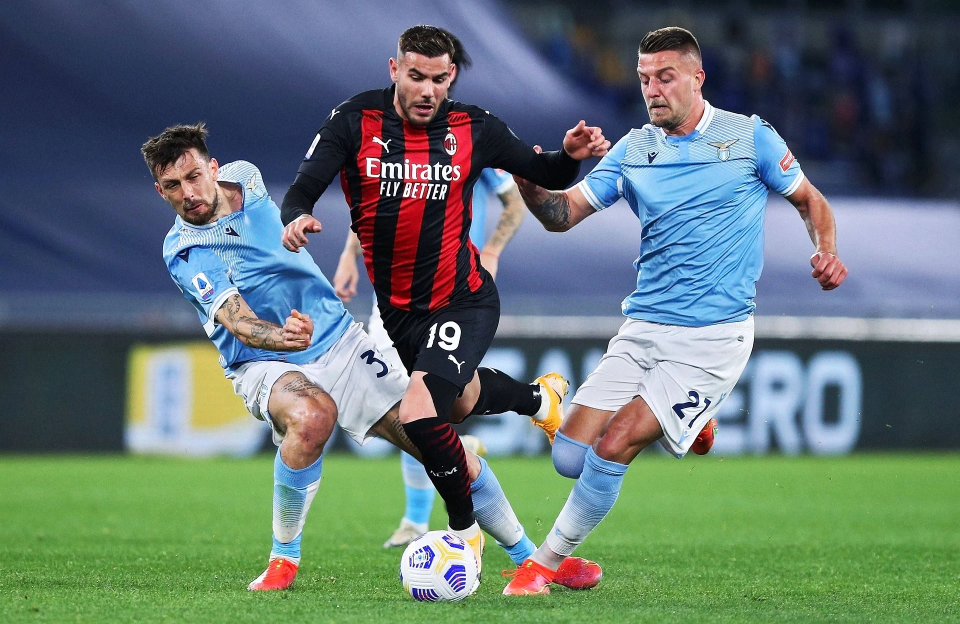 ac-milan-lazio-wlochy-theo-hernandez-typy