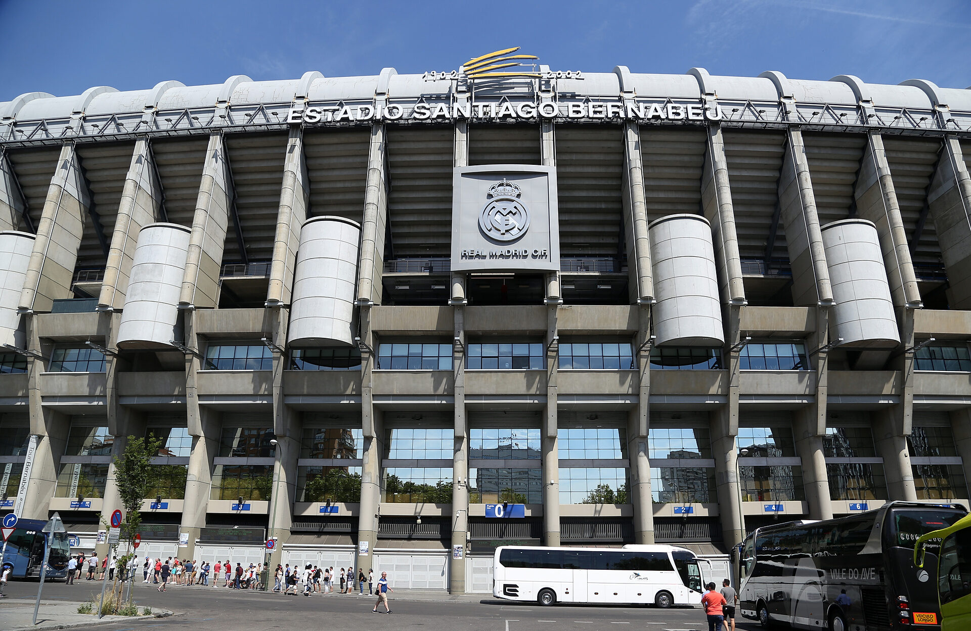 el clasico-Stadion-Santiago-Bernabeu-real-madryt