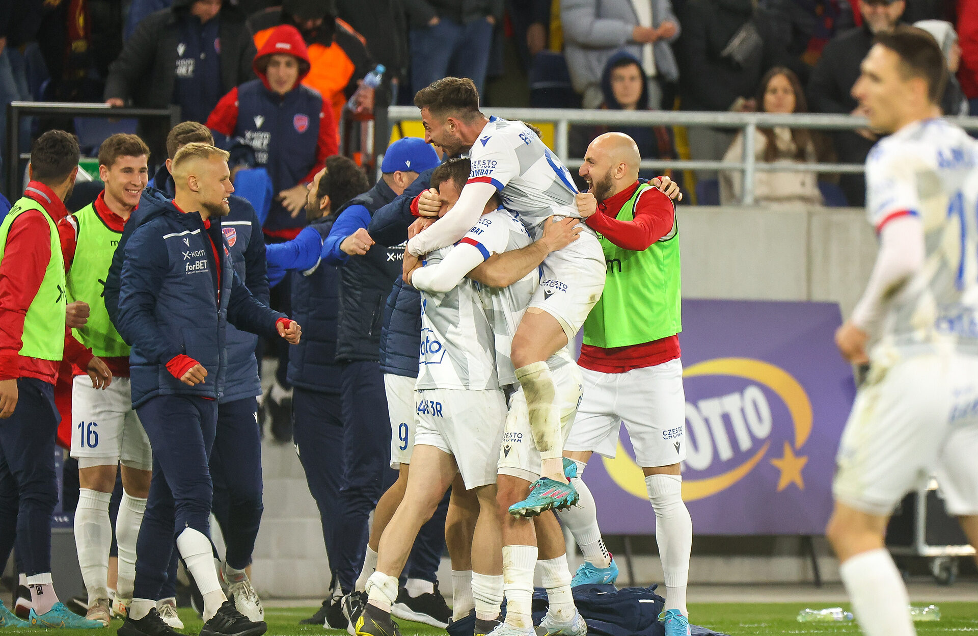 Pogoń - Legia