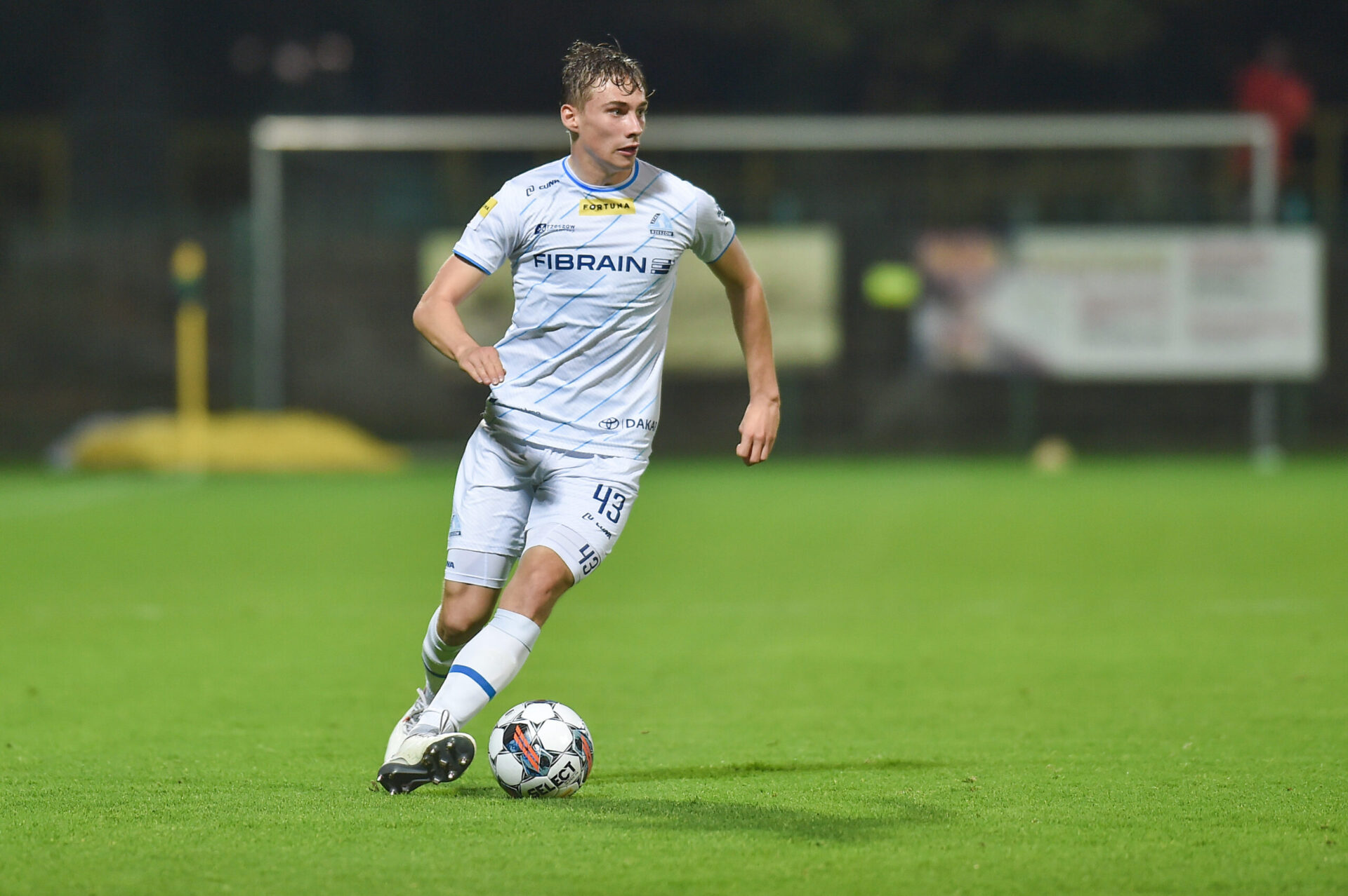 Stal - Puszcza: typy, kursy, zapowiedź 11.02 | I Liga