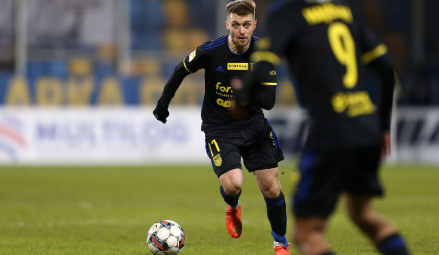 GKS Tychy - Arka Gdynia: typy, kursy, zapowiedź 08.04 | I Liga