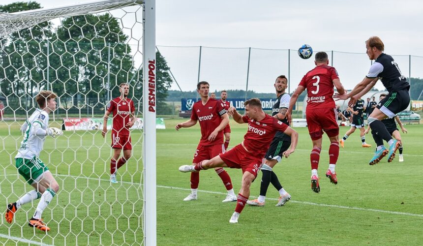 Lechia Gdańsk - Znicz Pruszków: Typy, kursy, zapowiedź 13.08