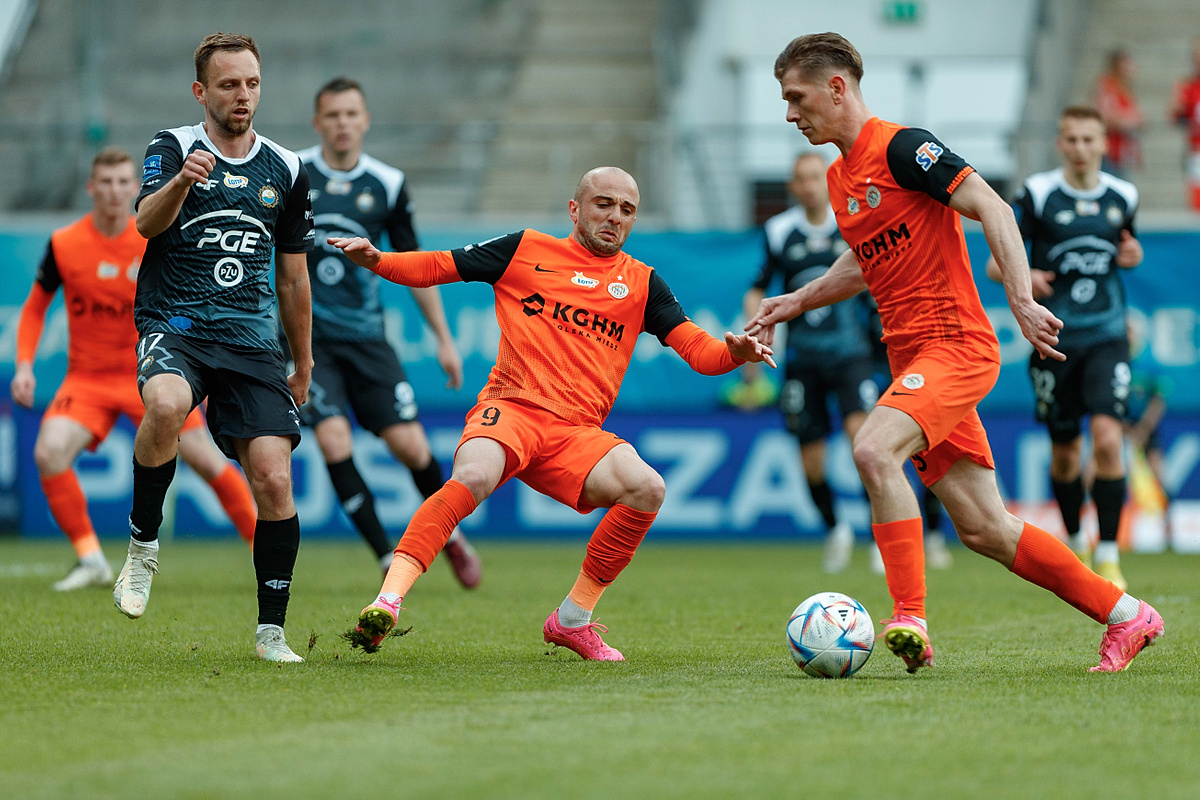 zaglebie-stal-ekstraklasa